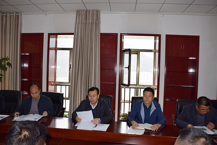 市龍江公司召開全體員工大會，專題傳達學習上級會議精神