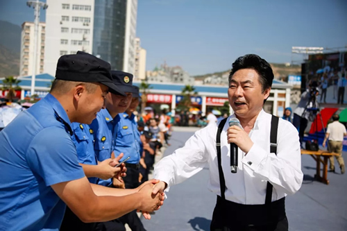 2019武都花椒產(chǎn)銷對(duì)接（電商）洽談會(huì)在階州廣場隆重開幕~