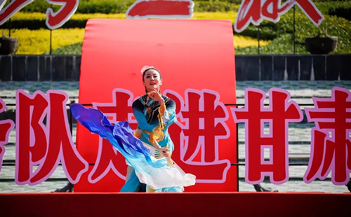 2019武都花椒產(chǎn)銷對(duì)接（電商）洽談會(huì)在階州廣場隆重開幕~