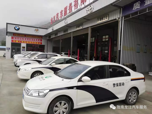 金錘鈑金，銀槍噴漆！龍江汽修值得信賴！