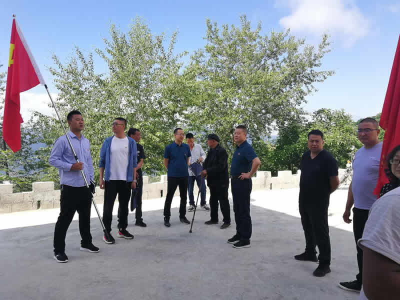 “感黨恩、憶黨史”，--市龍江城鄉(xiāng)發(fā)展集團公司開展慶祝建黨99周年主題黨日活動