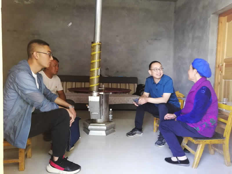 “感黨恩、憶黨史”，--市龍江城鄉(xiāng)發(fā)展集團公司開展慶祝建黨99周年主題黨日活動